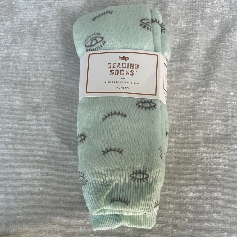 Indigo Reading Socks with Eye Print NWT OS